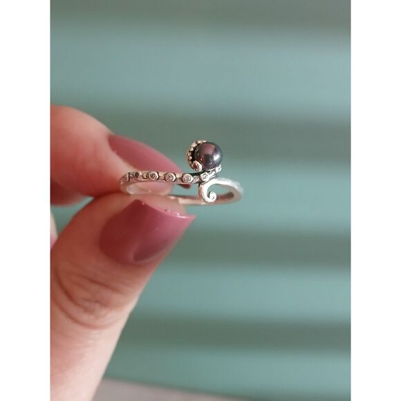 Disney The Little Mermaid Ursula Ring S925 ALE Luminous Purple Pearl & Tentacles - Picture 5 of 13